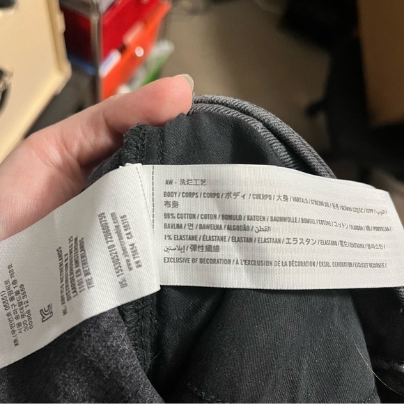 Abercrombie & Fitch 90s Straight Ultra High Rise Jeans 25 Black Split Hem 0 E2 - Picture 5 of 9